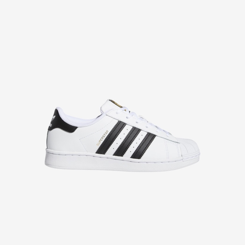 Adidas superstart Pre-school size